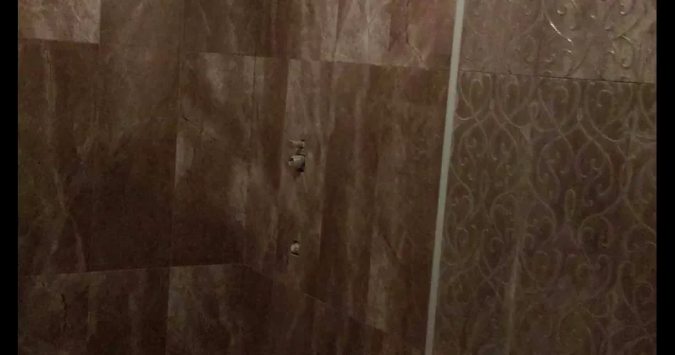 Banyo Tadilatı Duvar Granit Uygulaması