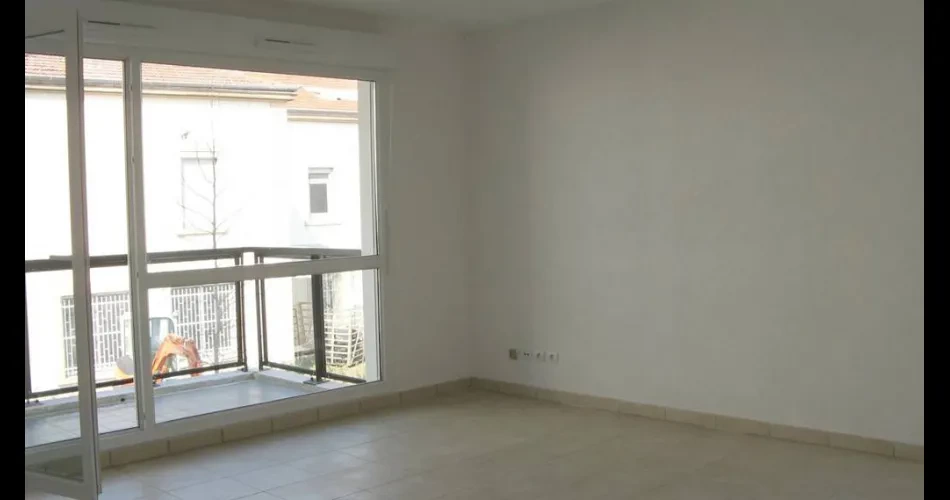 Fransız Cephe Ile Daha Aydınlık Daireler