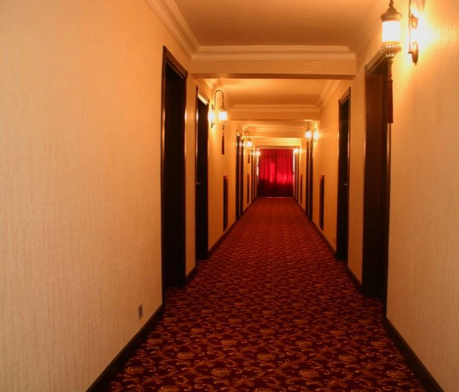 otel kapıları ve otel konsepti 1