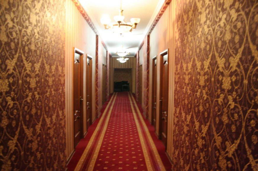 otel kapıları ve otel konsepti 24