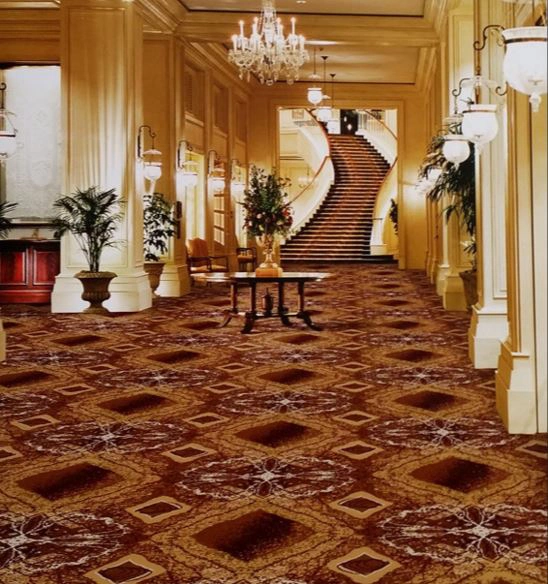 otel kapıları ve otel konsepti 51