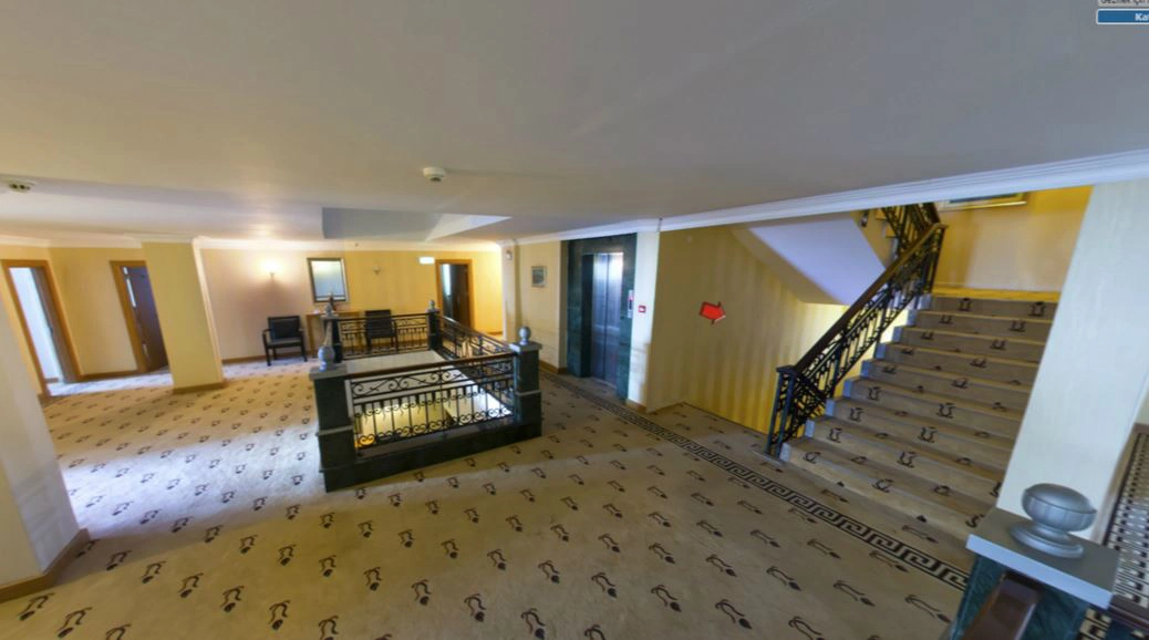 otel kapıları ve otel konsepti 58