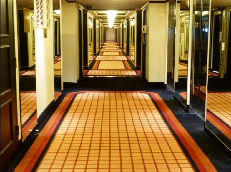 otel kapıları ve otel konsepti 63