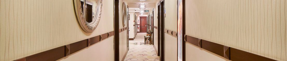 otel kapıları ve otel konsepti 67