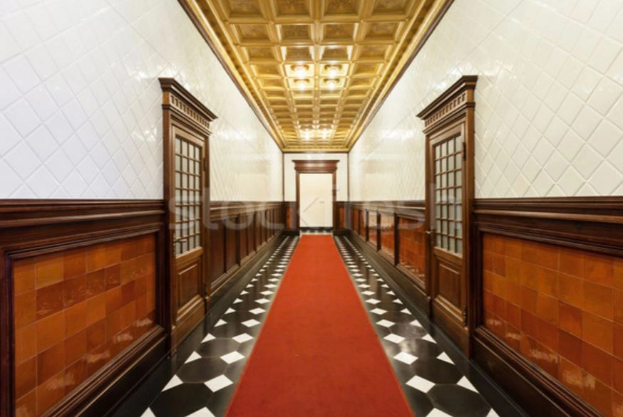 otel kapıları ve otel konsepti 68