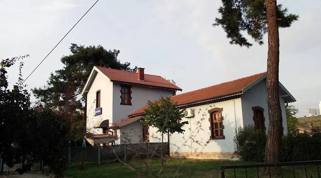 Tcdd Ispartakule Tren İstasyonu Tarihi Eser Tadilatı
