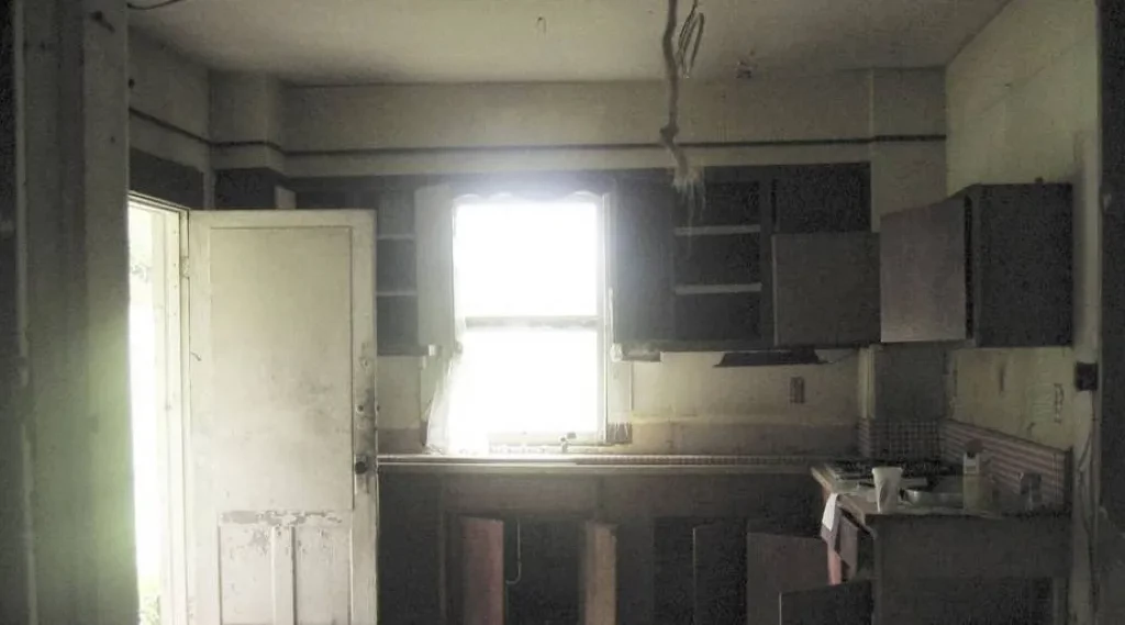 Villa Tadilatı Öncesi Mutfağın Durumu